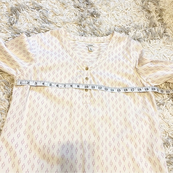 L.L. Bean | Women’s Lavender/ Cream Geometric Terncel Adjustable Sleeve Top M - Picture 8 of 9